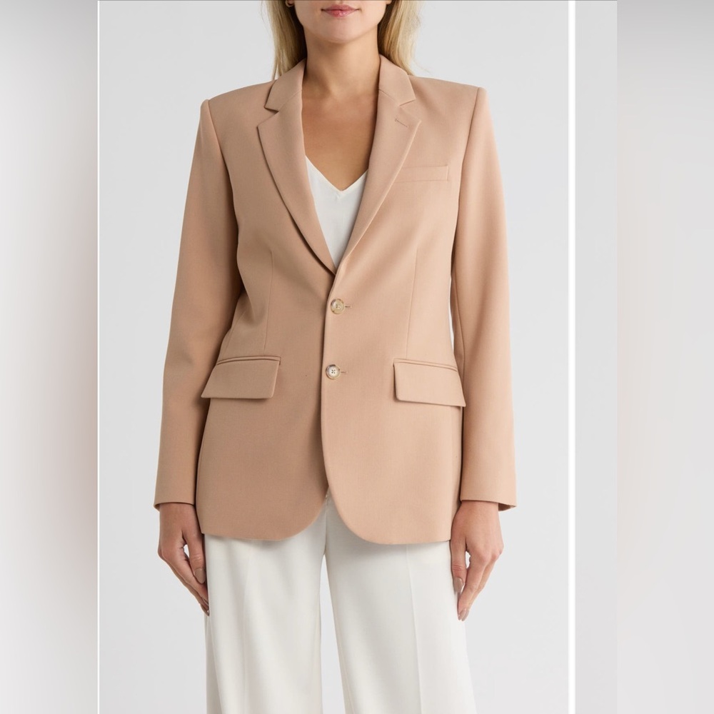 Chic and versatile Frame Blazer